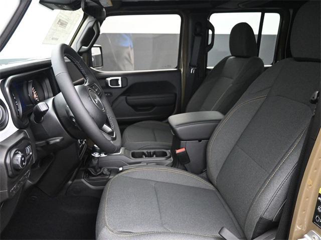 new 2025 Jeep Gladiator car, priced at $42,689