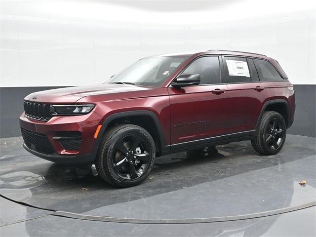 new 2025 Jeep Grand Cherokee car, priced at $40,198