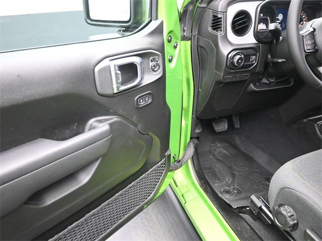 new 2025 Jeep Wrangler car