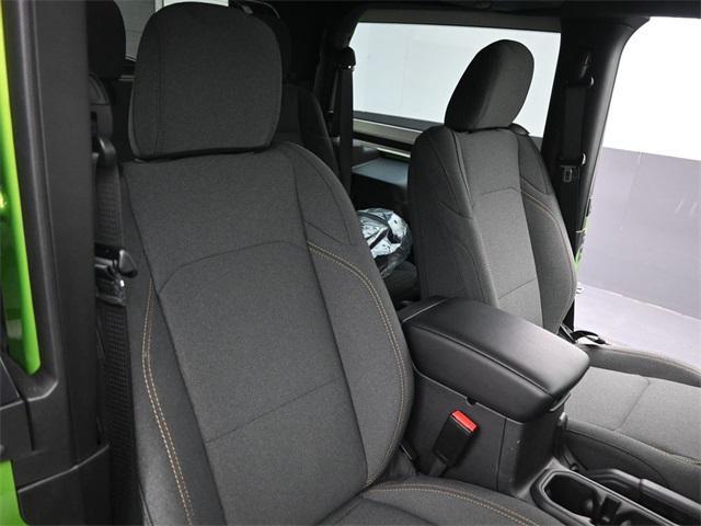 new 2025 Jeep Wrangler car