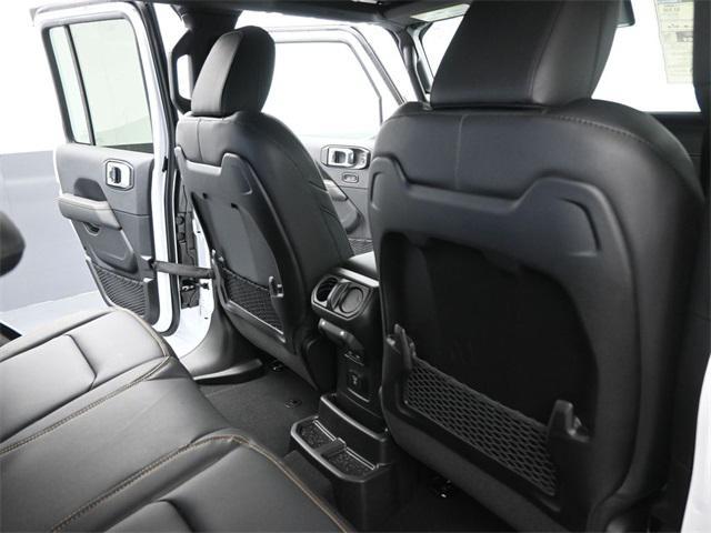 new 2025 Jeep Wrangler car, priced at $49,998