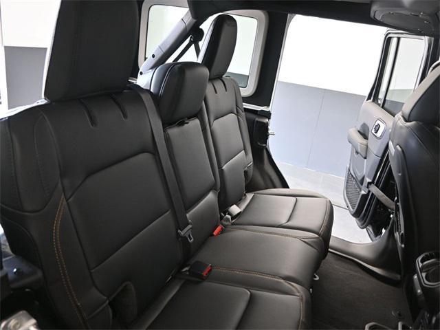 new 2025 Jeep Wrangler car, priced at $50,593