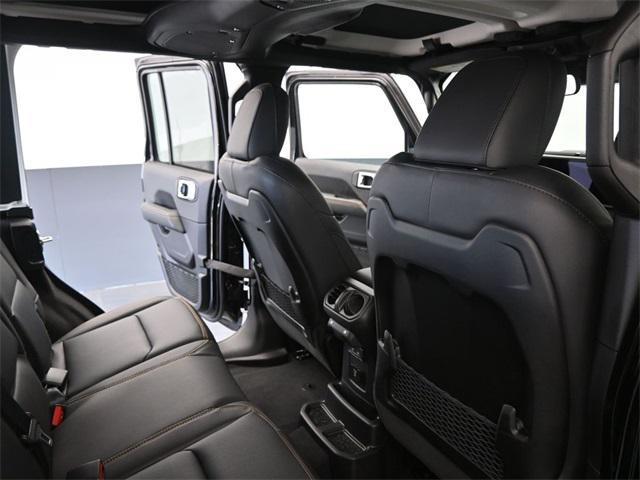 new 2025 Jeep Wrangler car, priced at $50,593