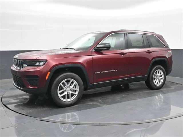 new 2025 Jeep Grand Cherokee car, priced at $35,698