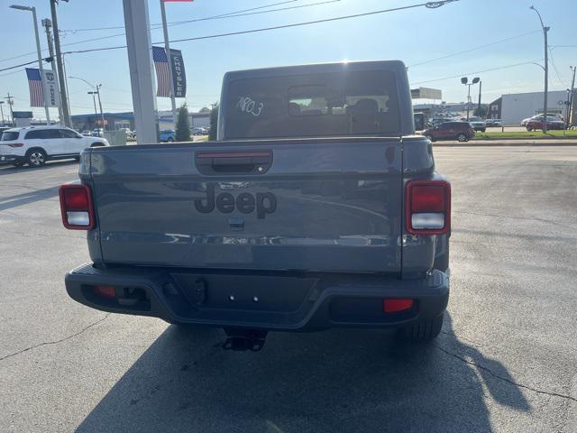 new 2025 Jeep Gladiator car, priced at $45,800
