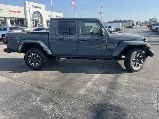 new 2025 Jeep Gladiator car, priced at $45,800