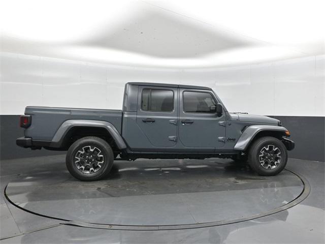 new 2025 Jeep Gladiator car, priced at $45,800