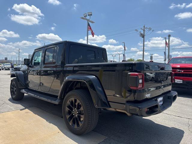 used 2023 Jeep Gladiator car, priced at $34,251