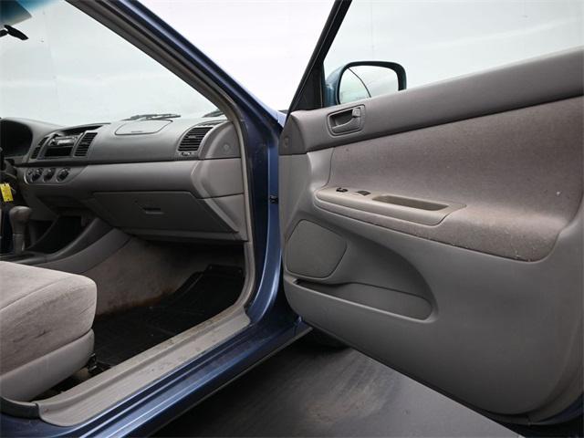 used 2004 Toyota Camry car, priced at $1,100