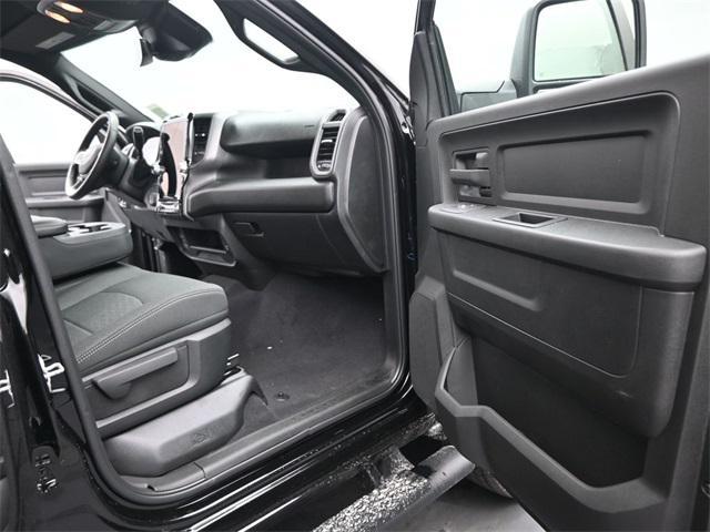 new 2025 Ram 2500 car, priced at $60,571