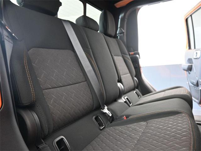 new 2025 Jeep Gladiator car, priced at $41,003