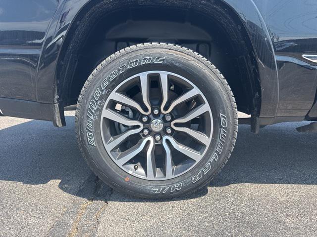 new 2025 Ram 1500 car, priced at $66,756