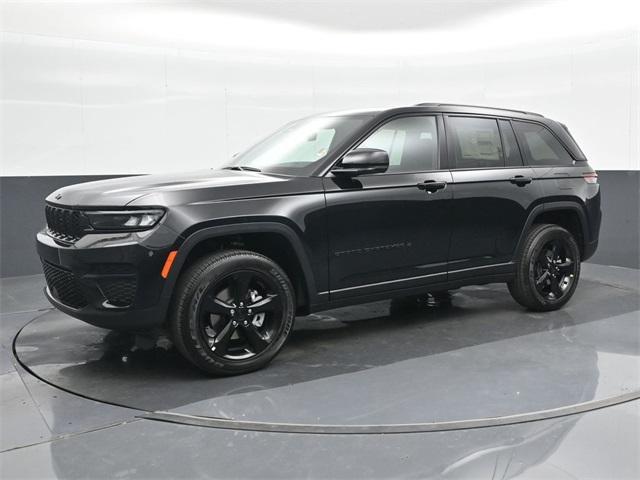 new 2025 Jeep Grand Cherokee car, priced at $40,698