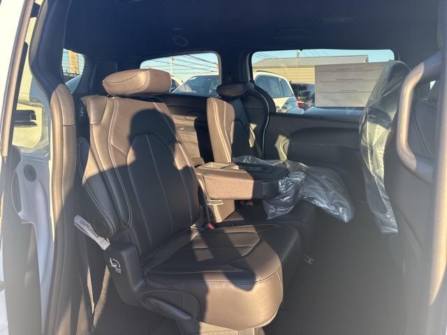 new 2026 Chrysler Pacifica car, priced at $40,124