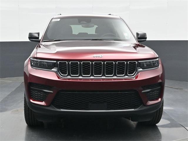 new 2024 Jeep Grand Cherokee car, priced at $35,420