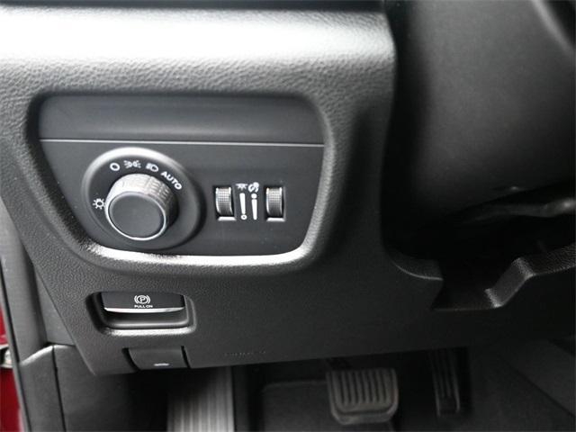 new 2024 Jeep Grand Cherokee car, priced at $35,420