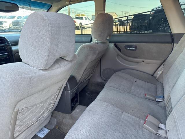 used 2004 Subaru Outback car, priced at $2,500