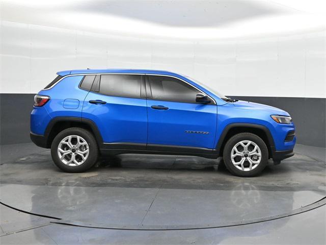 new 2025 Jeep Compass car, priced at $23,090