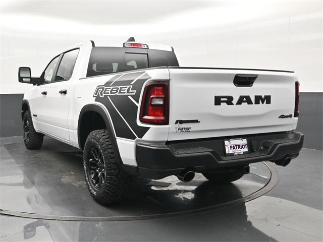 new 2025 Ram 1500 car, priced at $61,576