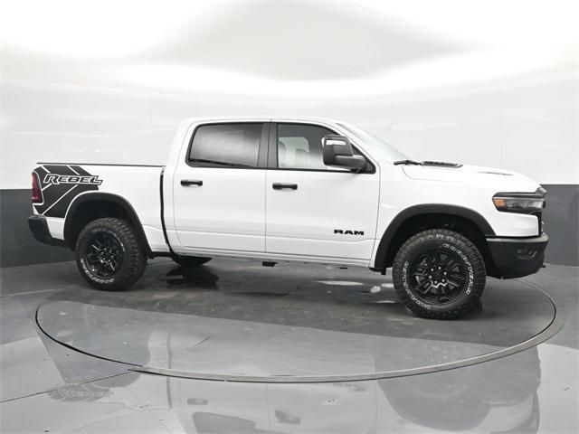 new 2025 Ram 1500 car, priced at $61,576