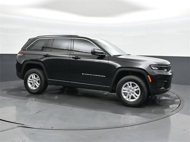 new 2025 Jeep Grand Cherokee car, priced at $32,125
