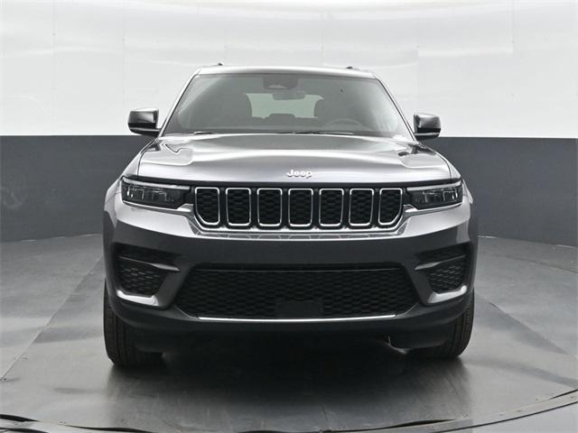 new 2025 Jeep Grand Cherokee car, priced at $32,048