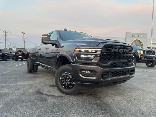 new 2025 Ram 3500 car, priced at $88,712