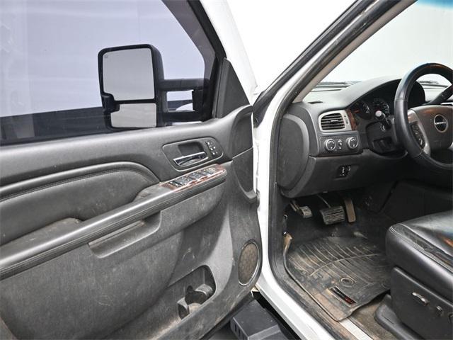 used 2014 GMC Sierra 3500 car, priced at $25,000
