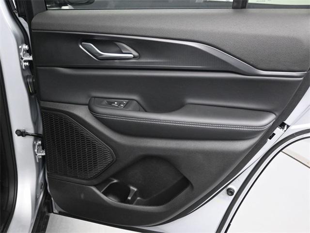 new 2025 Jeep Grand Cherokee car, priced at $38,975