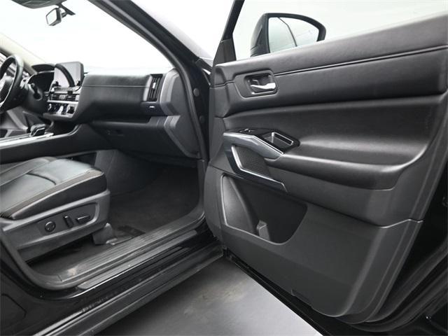 used 2023 Nissan Pathfinder car, priced at $28,888