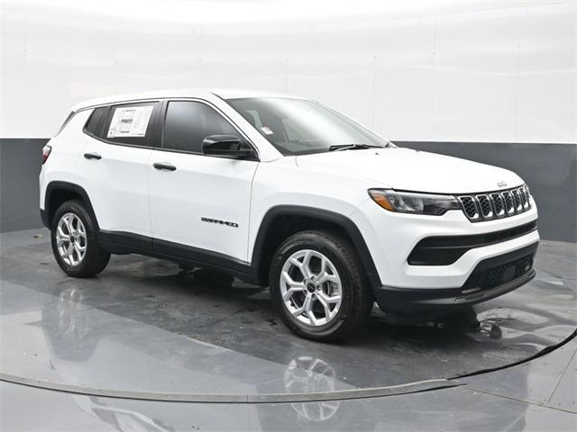used 2025 Jeep Compass car, priced at $25,000