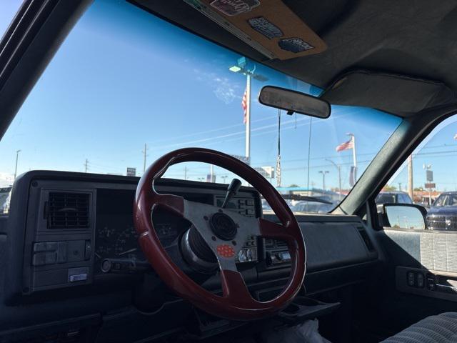 used 1994 Chevrolet 2500 car, priced at $2,288