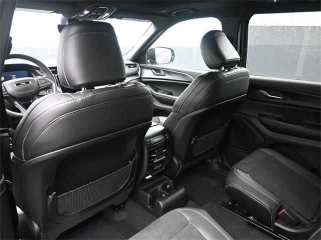 new 2025 Jeep Grand Cherokee L car, priced at $43,298