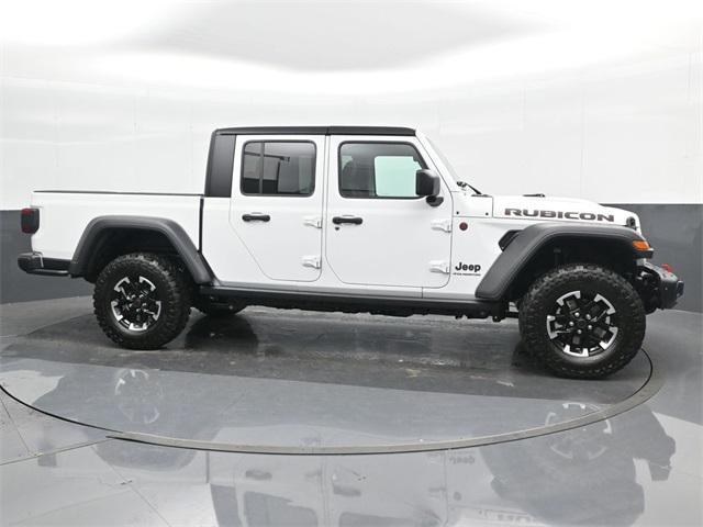 new 2024 Jeep Gladiator car, priced at $56,653