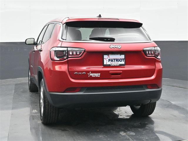 new 2025 Jeep Compass car, priced at $24,313