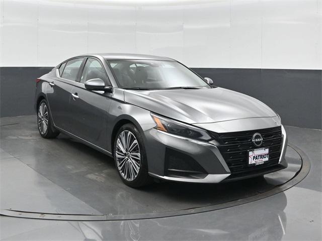 used 2023 Nissan Altima car, priced at $21,781
