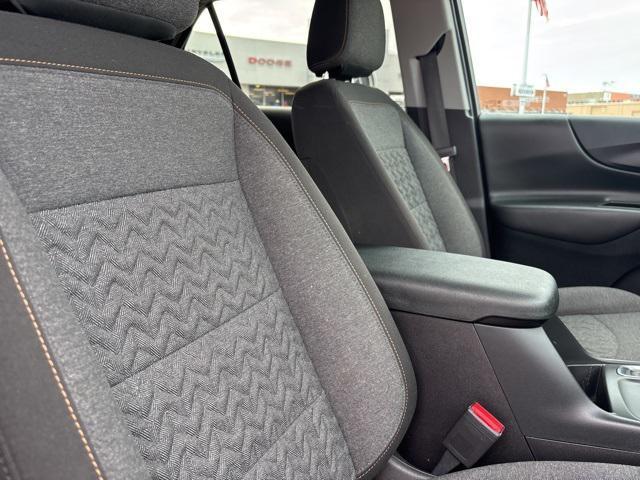 used 2024 Chevrolet Equinox car, priced at $22,700