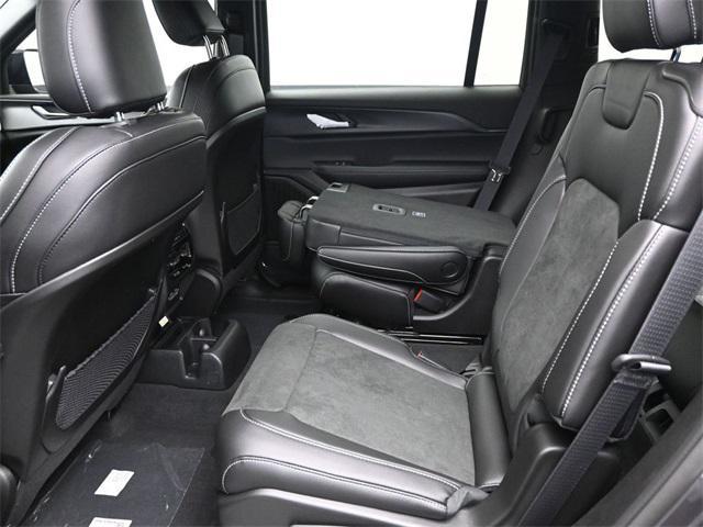 new 2025 Jeep Grand Cherokee L car, priced at $40,370