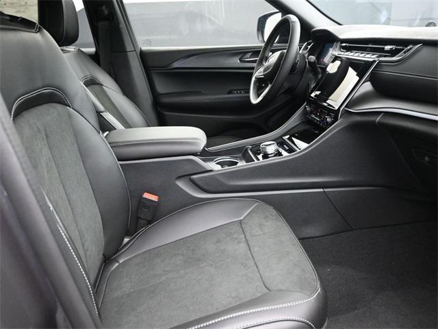 new 2025 Jeep Grand Cherokee L car, priced at $40,370