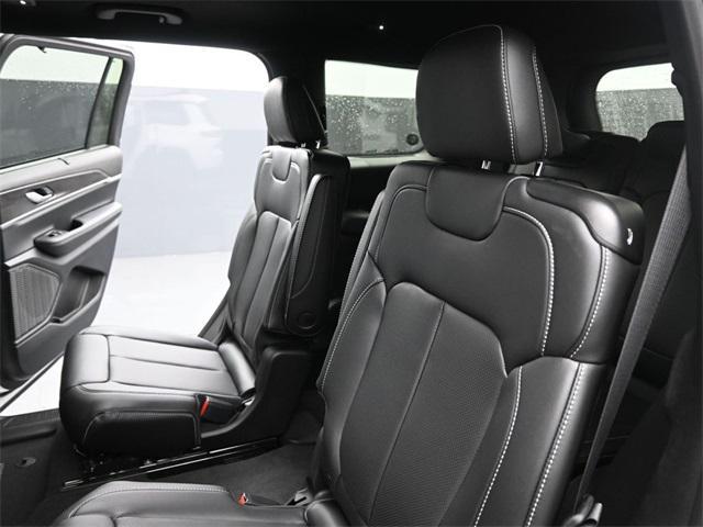 new 2025 Jeep Grand Cherokee L car, priced at $49,065