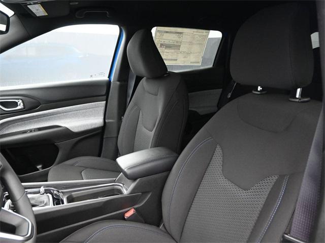 new 2025 Jeep Compass car, priced at $24,985