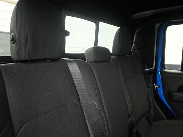 new 2025 Jeep Gladiator car, priced at $42,689