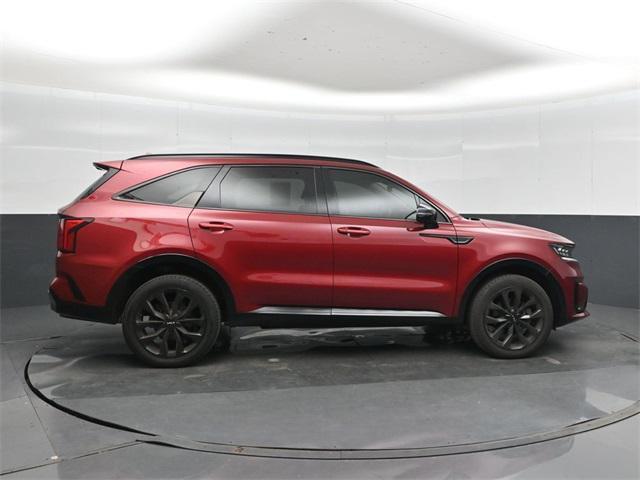 used 2022 Kia Sorento car, priced at $31,900