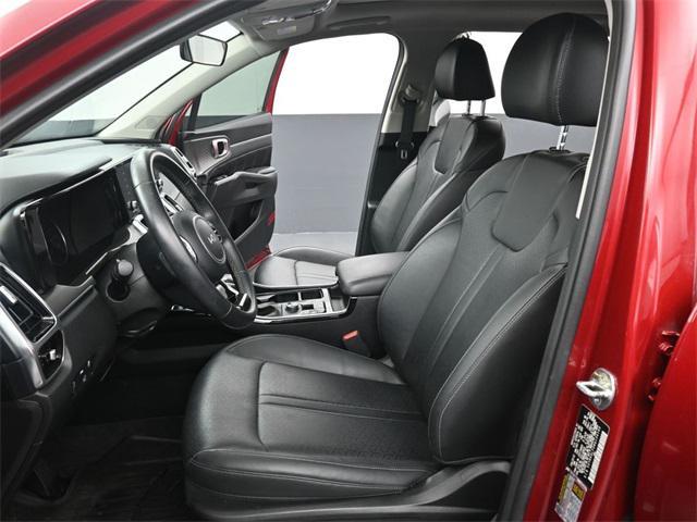 used 2022 Kia Sorento car, priced at $31,900