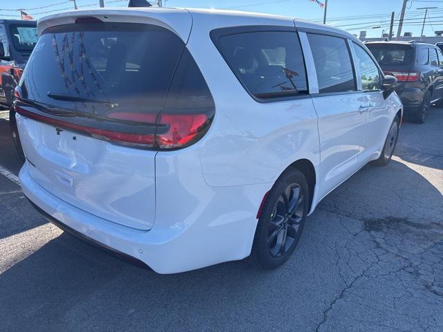 new 2026 Chrysler Pacifica car, priced at $42,358