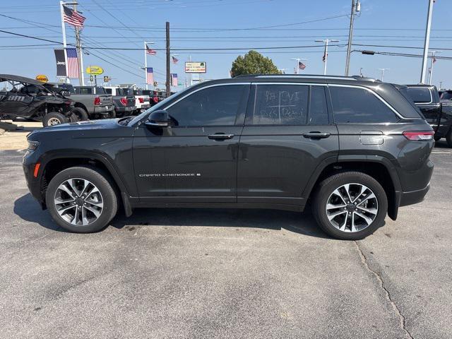 used 2024 Jeep Grand Cherokee car, priced at $42,498