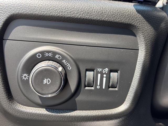used 2024 Jeep Grand Cherokee car, priced at $42,498