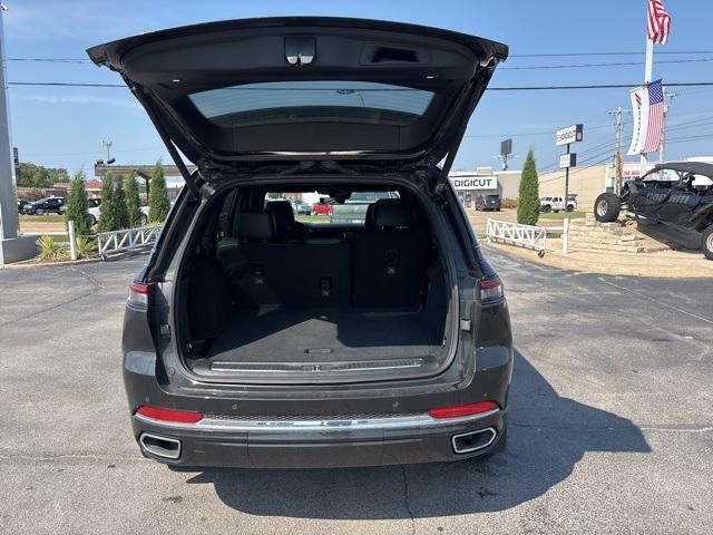 used 2024 Jeep Grand Cherokee car, priced at $42,498