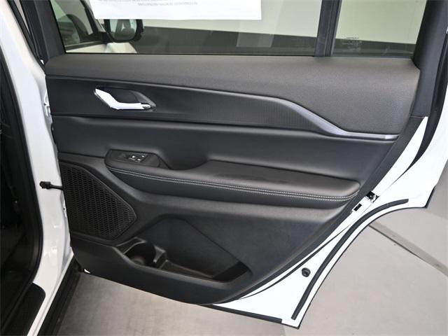 new 2025 Jeep Grand Cherokee L car, priced at $41,568