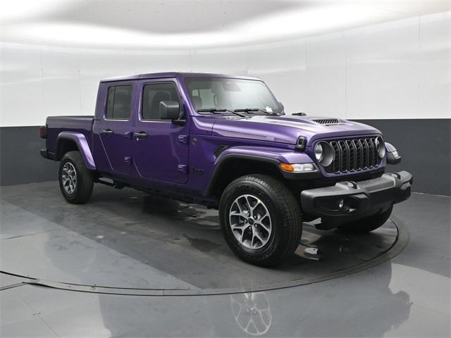 new 2026 Jeep Gladiator car, priced at $47,968